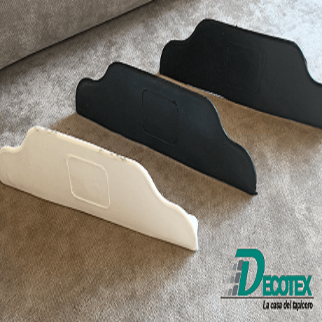 ESQUINERO DE PLASTICO BLANCO Y NEGRO